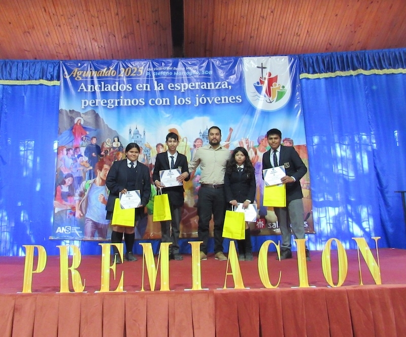 Reconociendo el esfuerzo: Premiación Primer Semestre 2025
