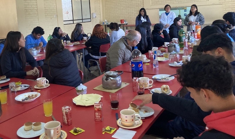 Desayuno de Reconocimiento para Cuartos Medios: Celebrando Trayectorias de Éxito