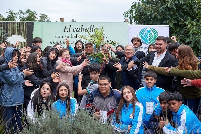 Naturaleza y Educación Ambiental: Estudiantes Participan en la Feria 