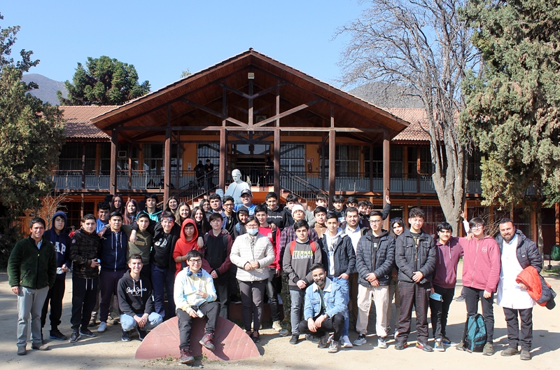Salesianos Catemu y Salesianos Valparaíso, reuniodos para la formación de jóvenes líderes.